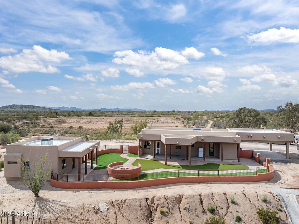 1st image of 21800 W Hawkeye Road