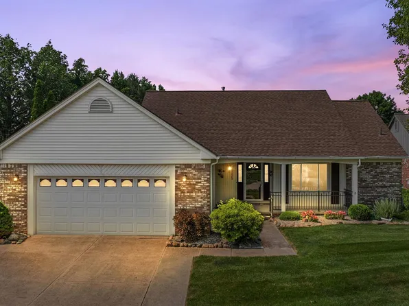 2325 Tucker Dr, Troy, MI 48085