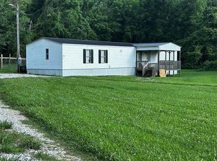 421 Delta Country Ln, Livingston, TN 38570