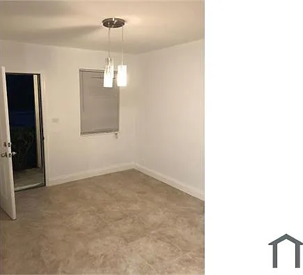 5260 NE 16th Ave — Photo 10