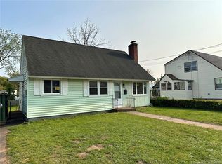 28 Trumbull St, Manchester, CT 06040