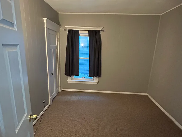 821 Forest Ave #1 — Photo 14