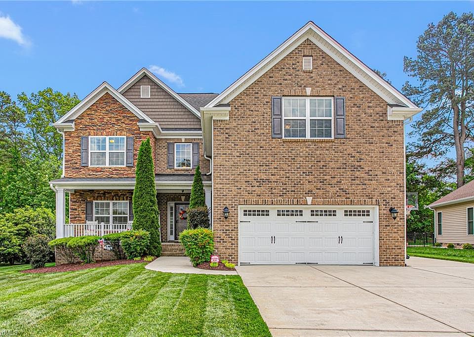 1st image of 114 Bell Tower Ct