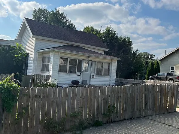 308 N 5th St, Marshalltown, IA 50158