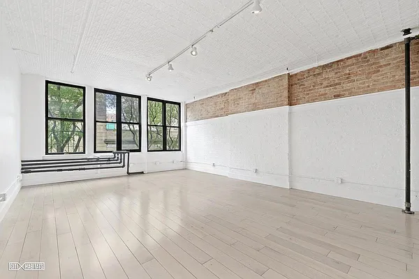 Rented by Corcoran | media 17