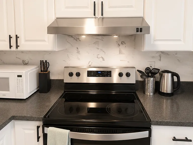 4011 Turnagain Blvd E #1 — Photo 4