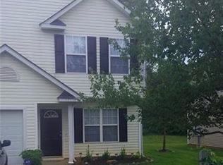 1311 Crandon Dr, Charlotte, NC 28216