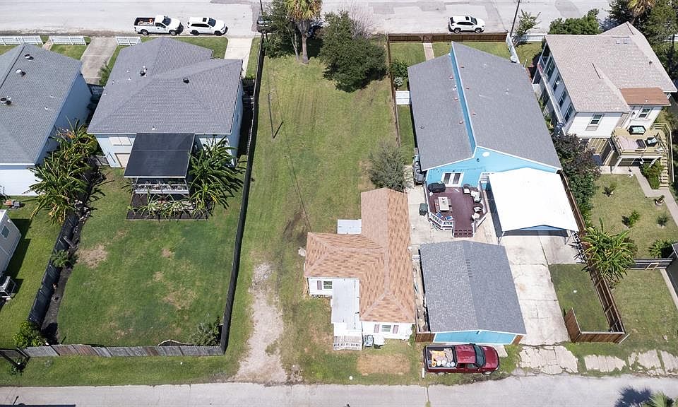 1st image of 5813 Avenue 1/2