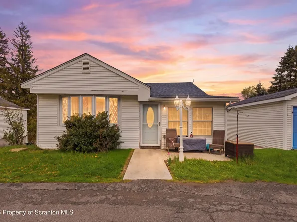 (undisclosed Address), Covington Township, PA 18444