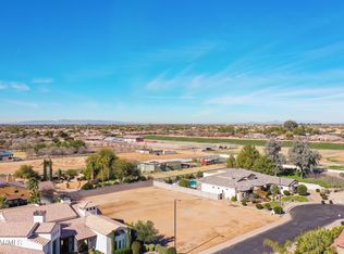 5620 S Gemstone Dr #27, Chandler, AZ 85249