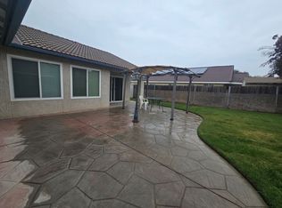 952 Scotland St, Lemoore, CA 93245