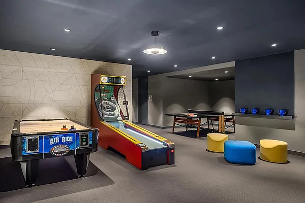 Rented by Douglas Elliman | media 15