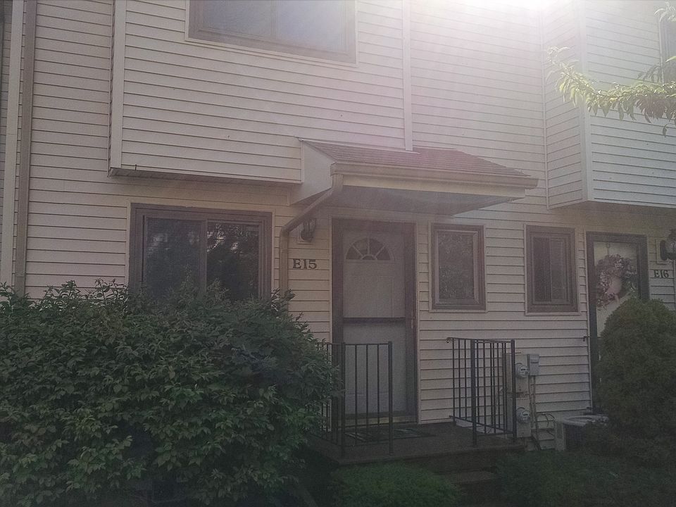 1st image of 50676 Jefferson Ave APT E-14