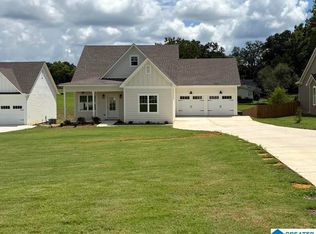 1490 Brooks Dr, Mount Olive, AL 35117