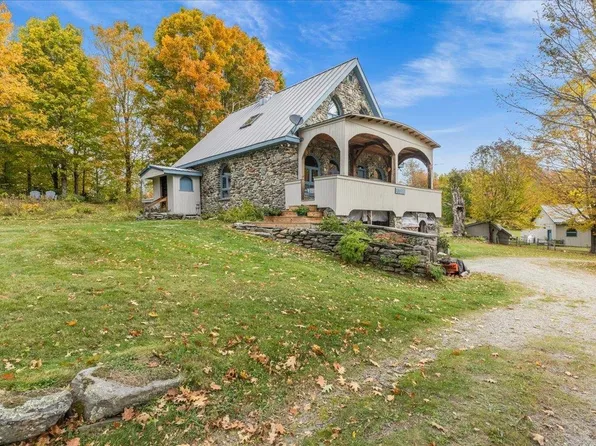 236-241 Loftfield Drive, Cambridge, VT 05444