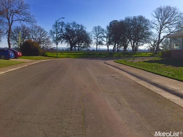 2nd image of 9650 Tanglewood Cir