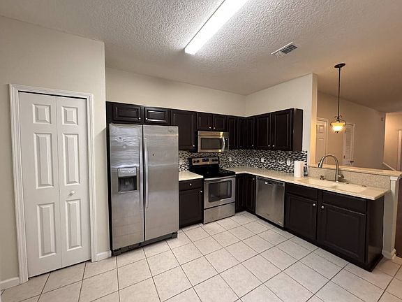 2nd image of 485 Scrub Jay Dr