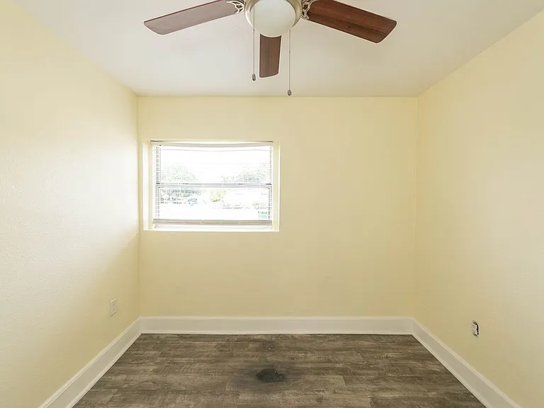 504 N Carolina Ave — Photo 23