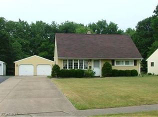 4231 Woodmere Dr, Youngstown, OH