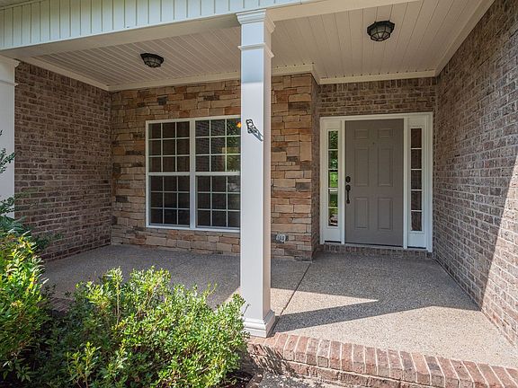 4th image of 1000 Glessner Dr