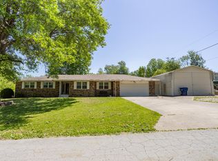 708 S Pine Ave, Republic, MO 65738