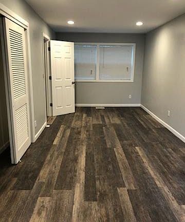 3rd image of 14514 SE 21st Pl