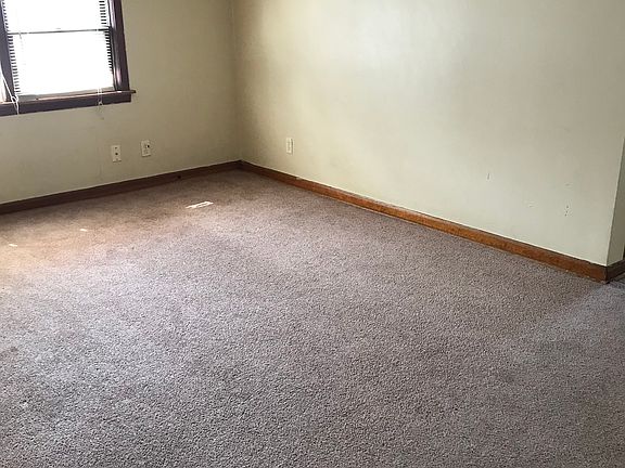 5th image of 420 N Dunlap Ave #2