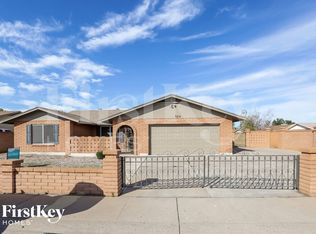 9214 N 49th Ave, Glendale, AZ 85302