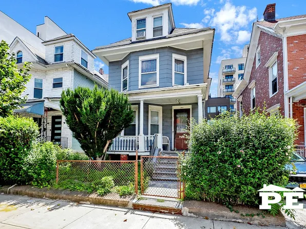 302 Fenimore St, Brooklyn, NY 11225