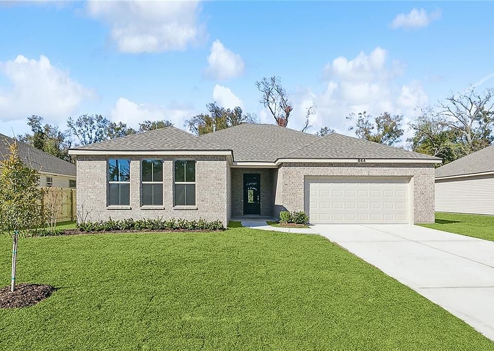 1st image of 844 Dandelion Dr