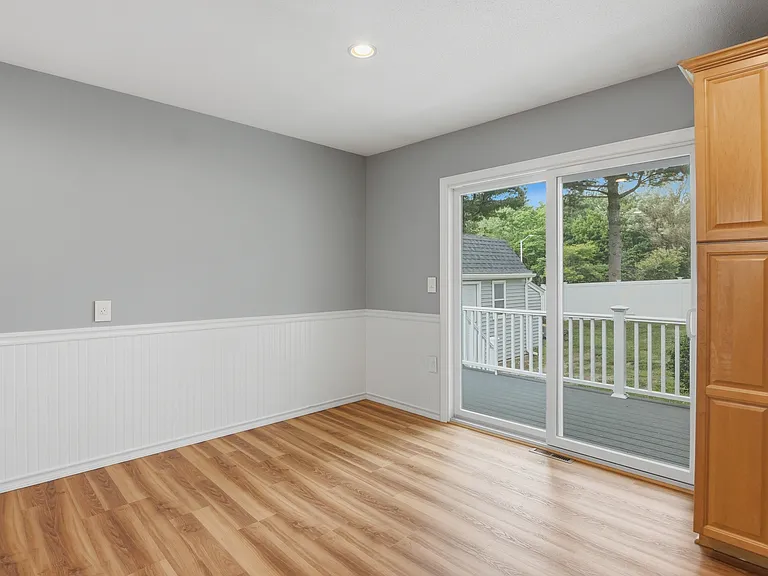 3 Hingham Rd — Photo 12