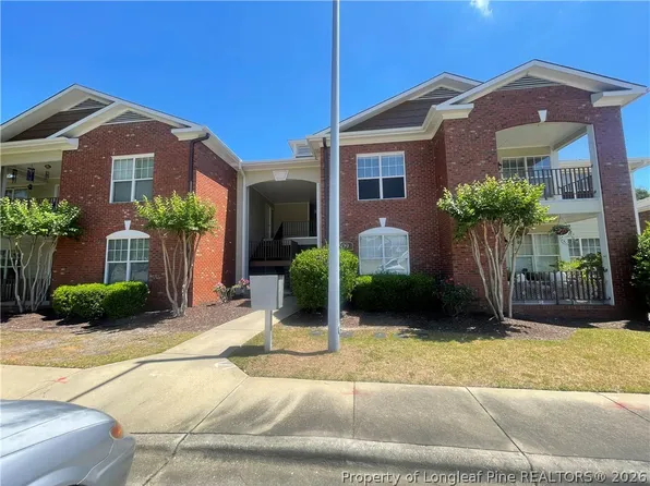 509 Meadowland Ct APT 7, Hope Mills, NC 28348