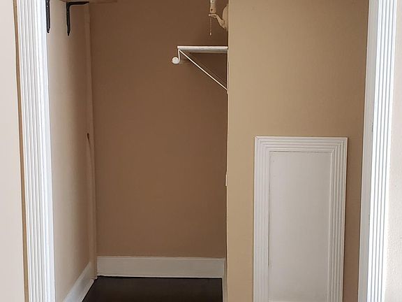 3rd image of 1234 N Washington St #305