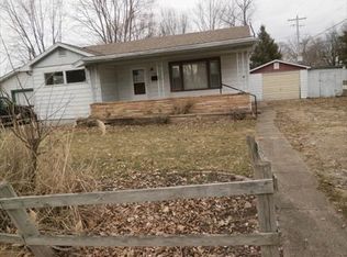 121 E 9th St, Georgetown, IL 61846