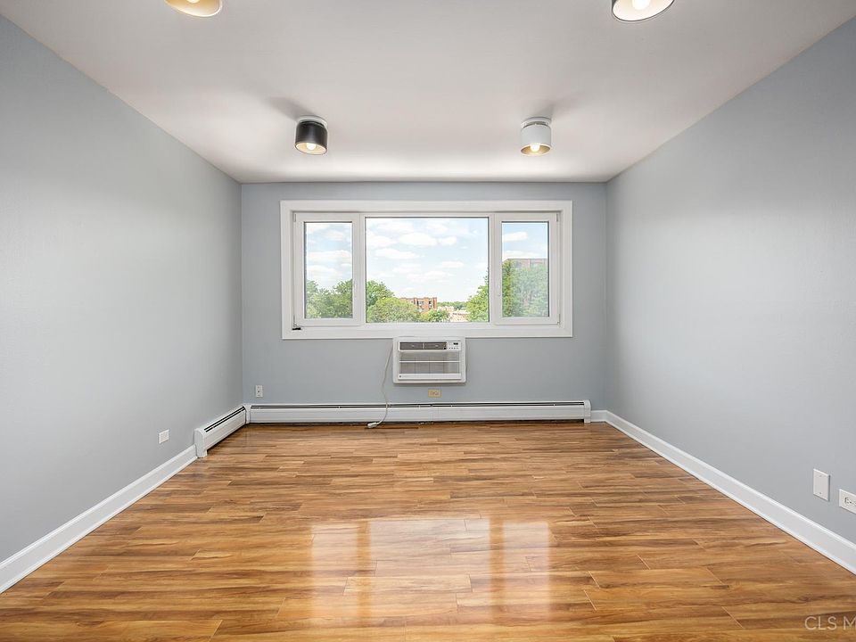 1st image of 5306 N Cumberland Ave APT 420