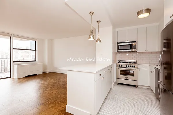 Rented by Mirador Real Estate | media 35