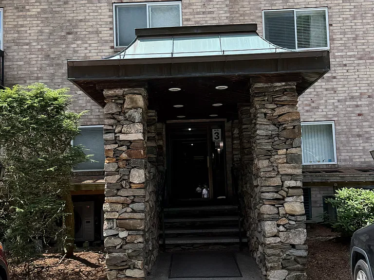 181 Littleton Rd #424 — Photo 4