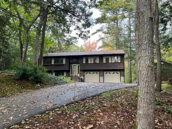 44 Poplin Drive, Fremont, NH 03044