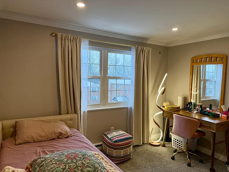 740 Central St #11 — Photo 10