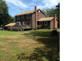 15 Elizabeth St, Shelton, CT 06484