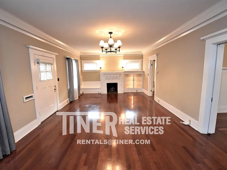 2804 F St — Photo 18