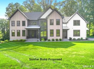 110 Porters Hill Rd, Trumbull, CT 06611