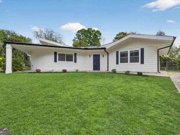 1084 Redwood Dr, Norcross, GA 30093