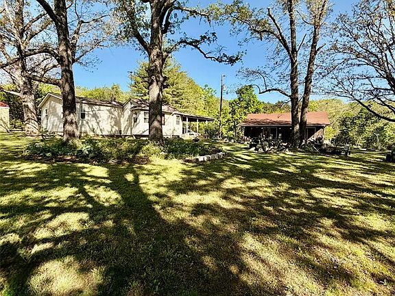 3rd image of 26502 Sherwood Ln