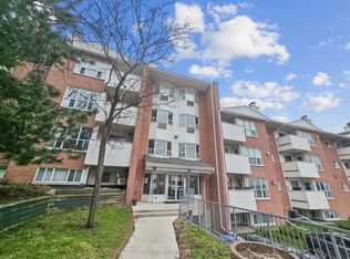 120 Bell Farm Rd N #204, Barrie, ON L4M6J2