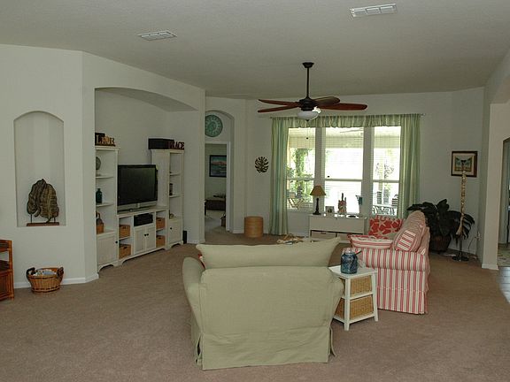 4th image of 213 Mahogany Bay Dr
