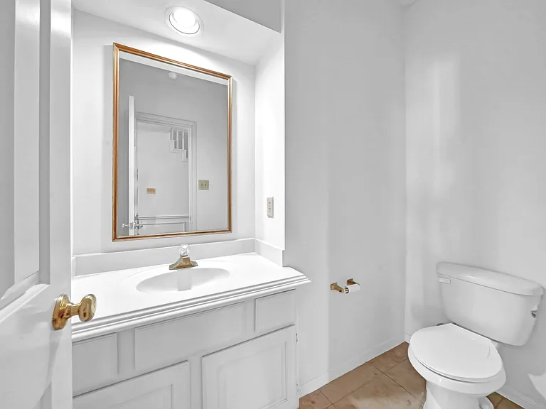4622 Grand Cayman Dr — Photo 19