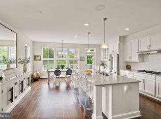 11687 Sunrise Square Pl, Reston, VA 20191