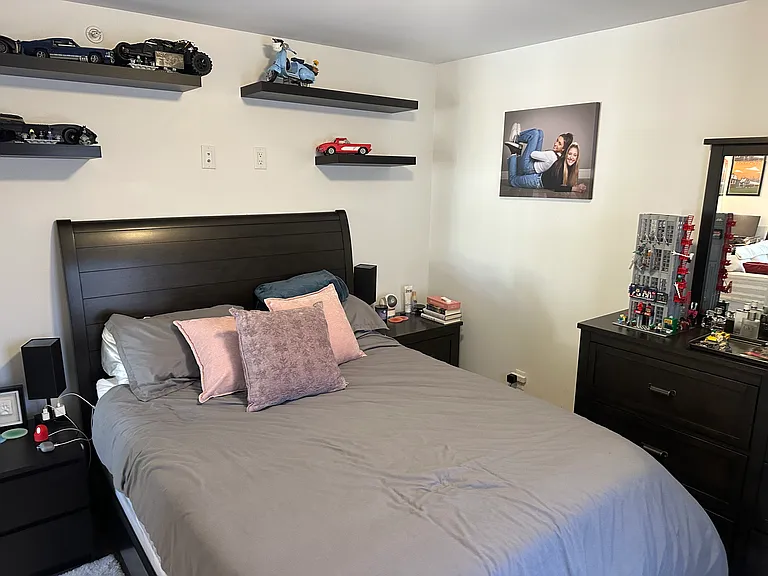 285 Parker Ave #3B — Photo 5
