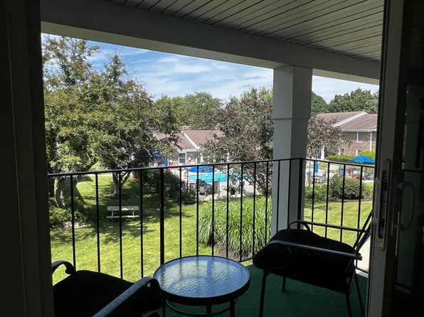 114 Hank Jay DRIVE #F, Lake Geneva, WI 53147